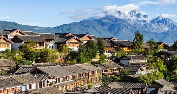 Day 1: Arrival in Lijiang & Old Town Exploration - image 1